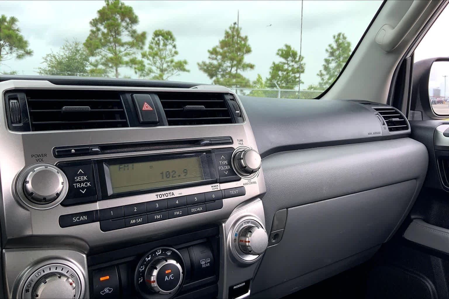 Used 2011 Classic Silver Metallic Toyota SR5 image 33