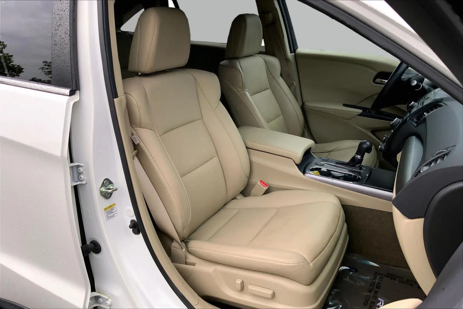 Used 2015 White Diamond Pearl Acura  image 8