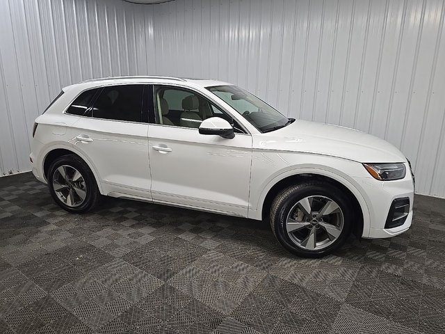 2023 Audi Q5 2023 Audi Q5 40 Premium 4D Sport Utility