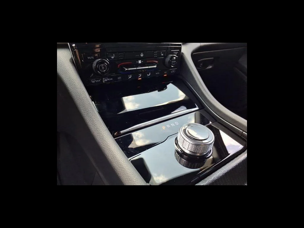 2025 Jeep Grand Cherokee Laredo - Photo 9