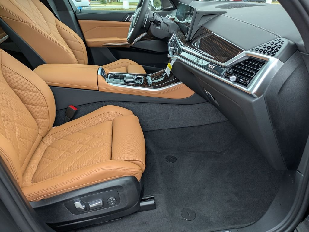 New 2026 Black Sapphire Metallic BMW xDrive40i image 26