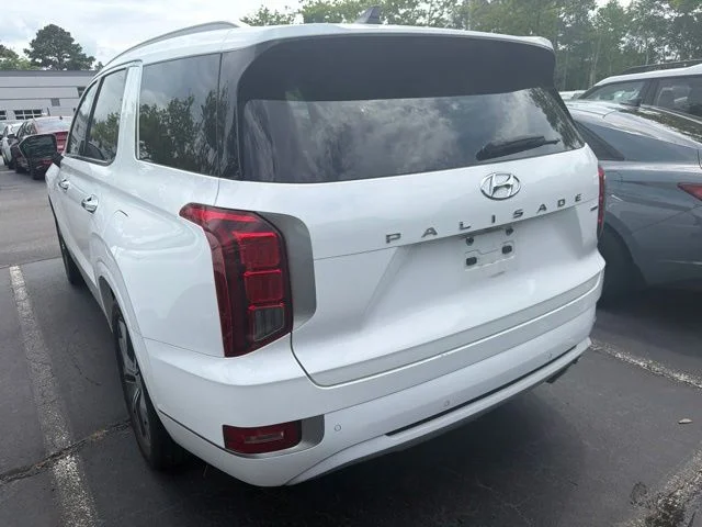 Used 2022 Hyper White Hyundai Limited image 7