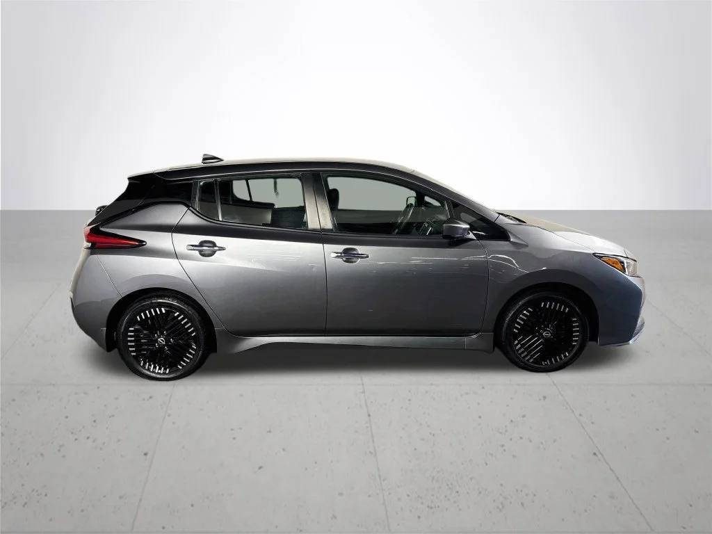 Used 2023 Gray Nissan SV Plus image 5