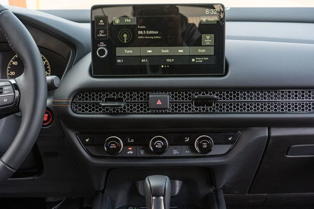 2027 Honda HR-V Sport - Photo 19