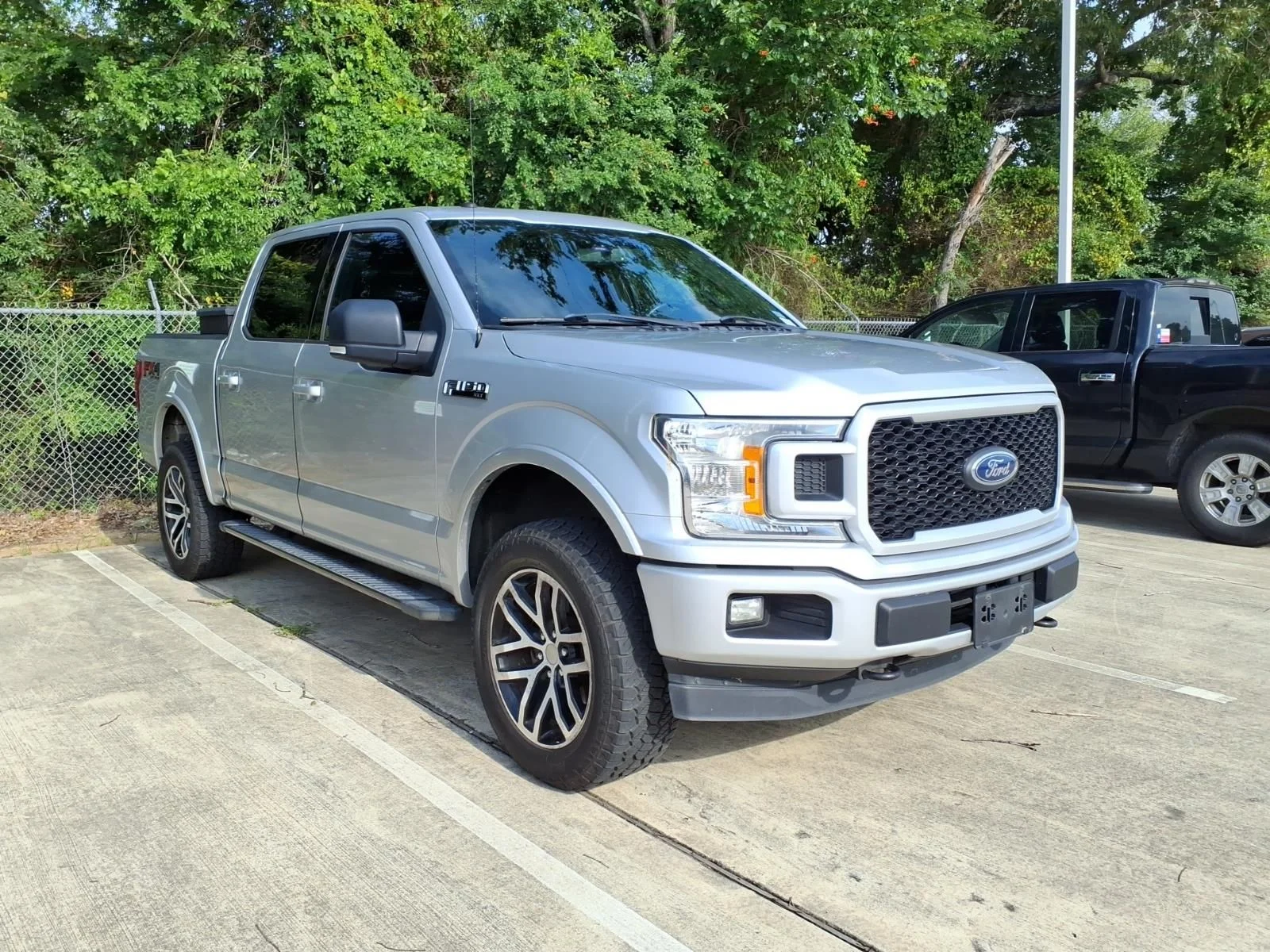Used 2018 Silver Ford XLT image 1