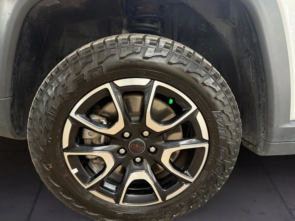 2025 Jeep Compass Trailhawk - Photo 9