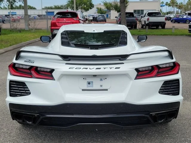2024 Chevrolet Corvette 2LT - Photo 10