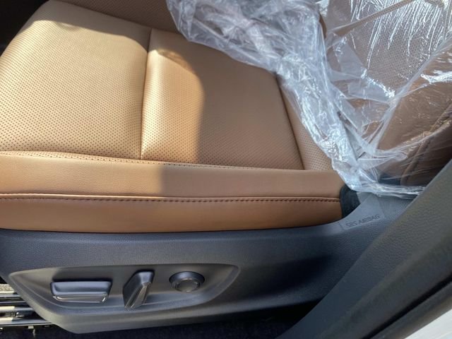 New 2026 Oxygen White Toyota Limited image 10