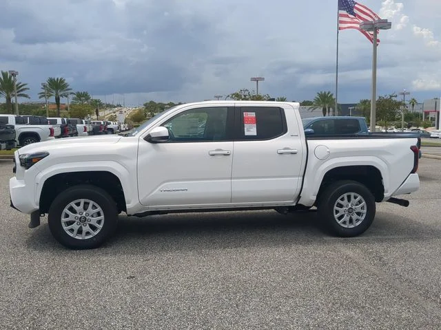New 2026 Ice Cap Toyota SR5 image 7