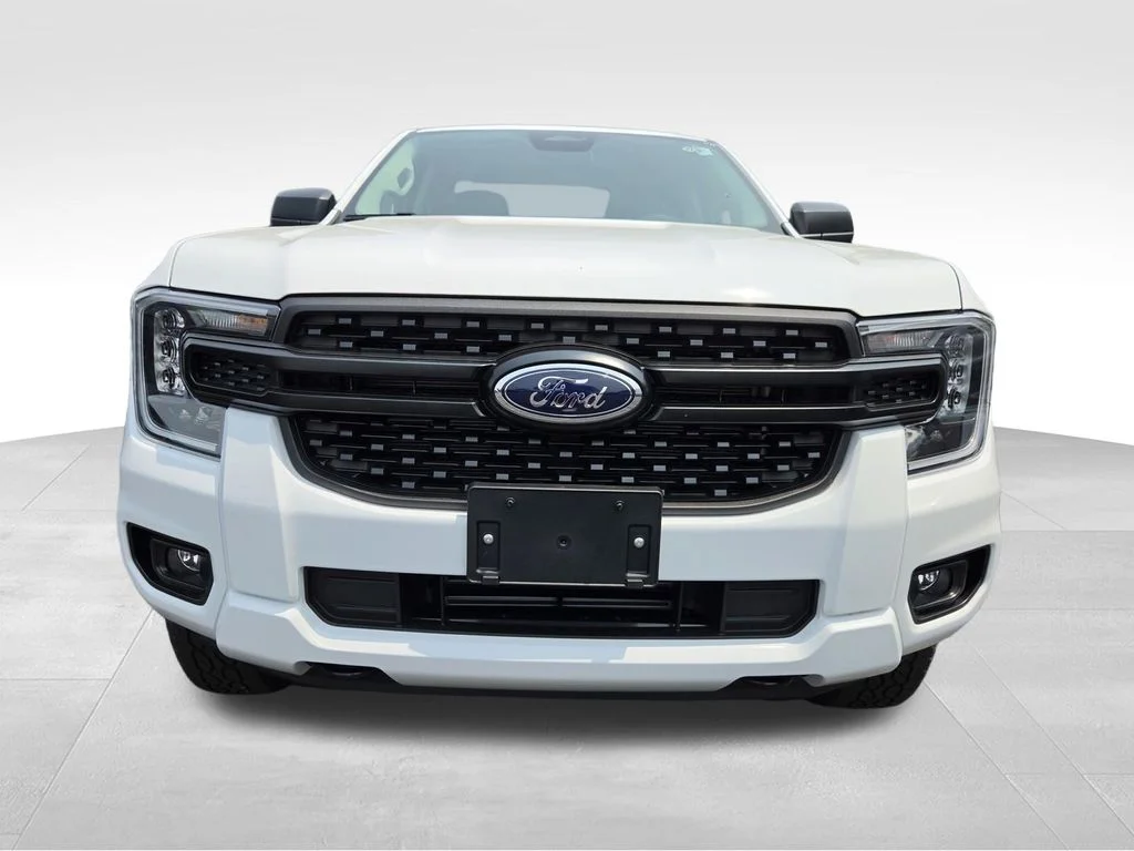 New 2026 Oxford White Ford XL image 25