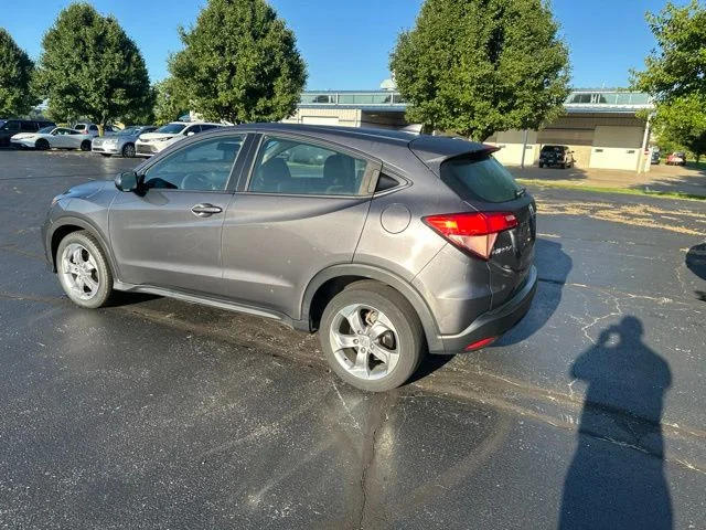 Used 2018  Honda LX image 5