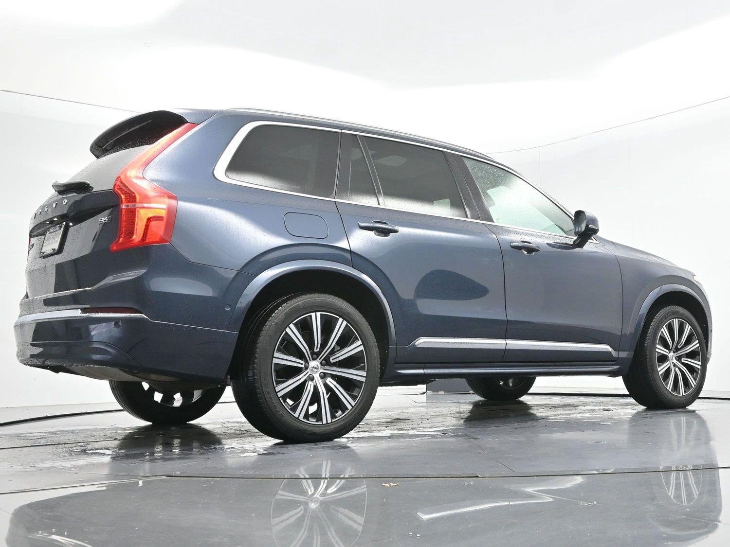 Used 2023 Denim Blue Metallic Volvo Plus image 49