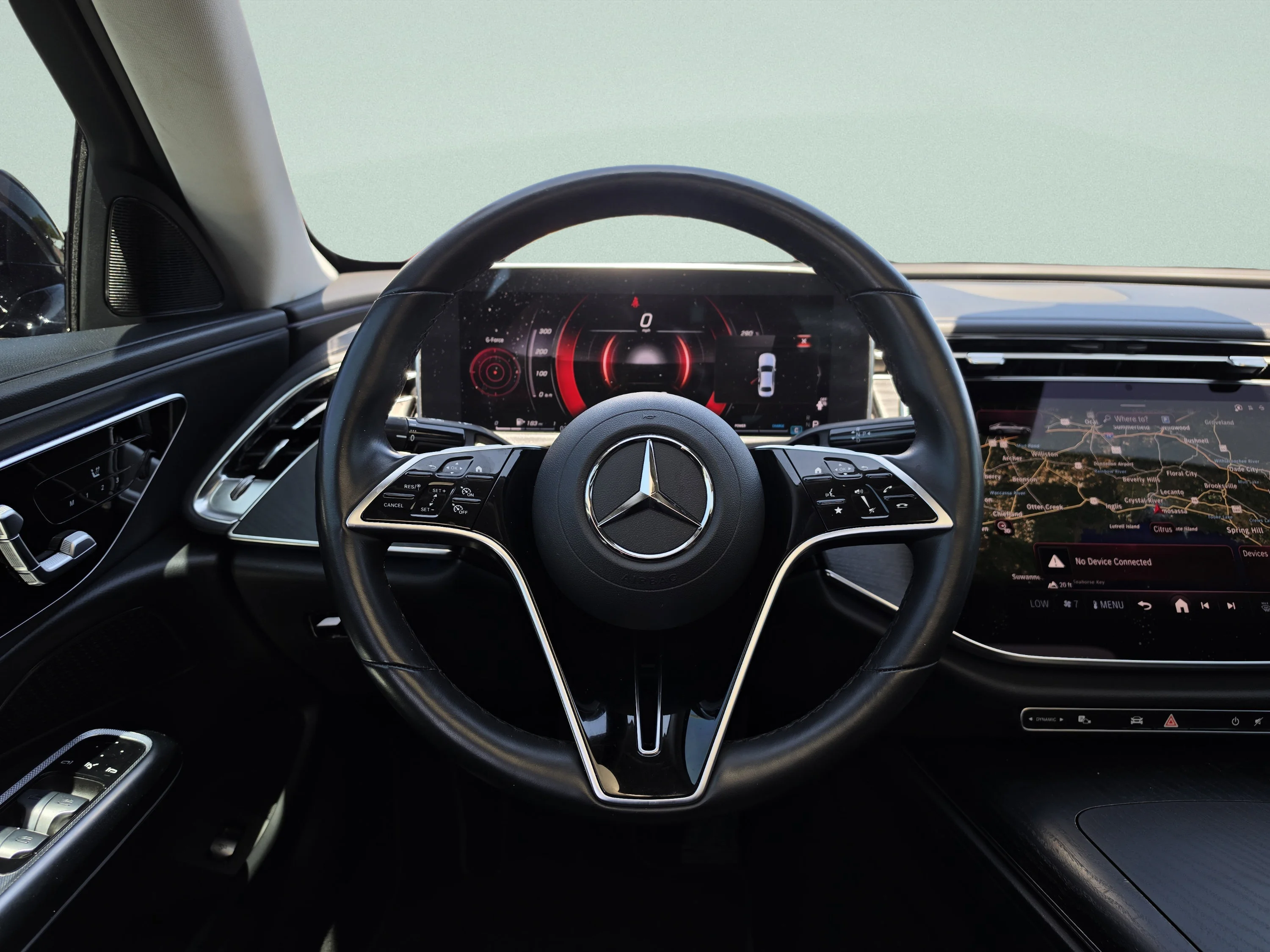 Used 2025 Obsidian Black Metallic Mercedes-Benz E 350 image 16