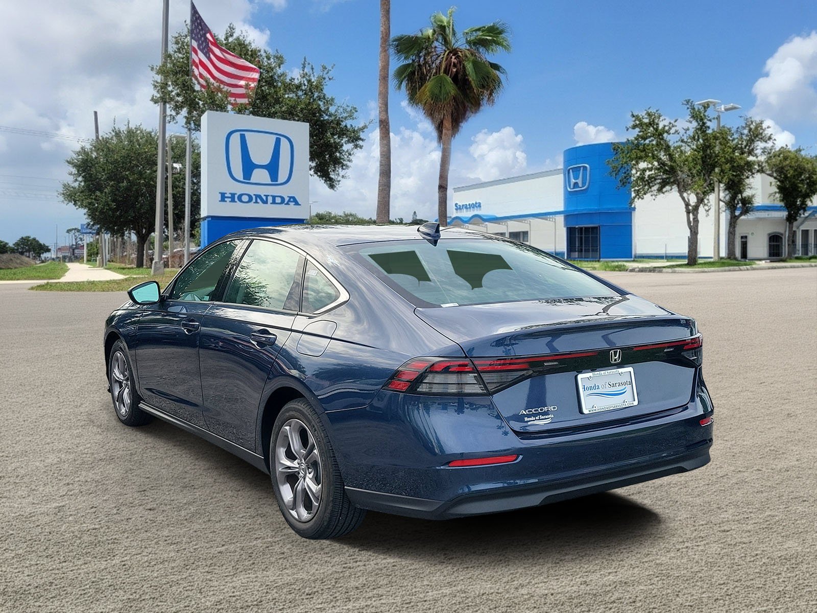 Used 2024 Still Night Pearl Honda EX image 5