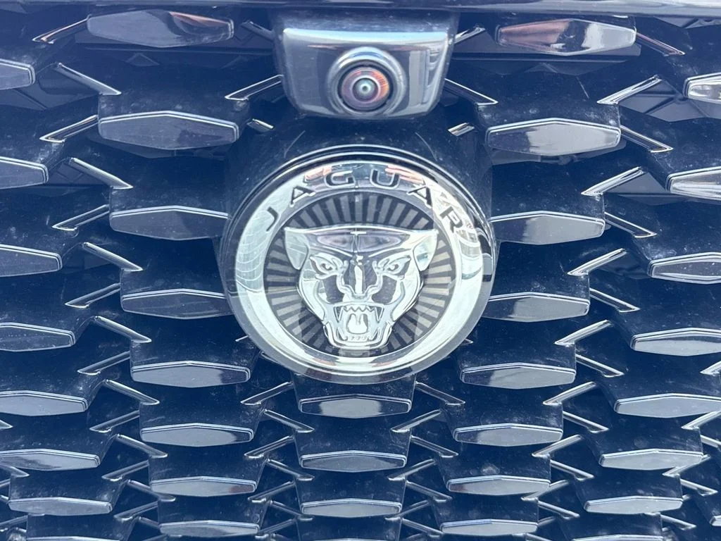 2026 Jaguar F-Pace R-Dynamic S - Photo 12