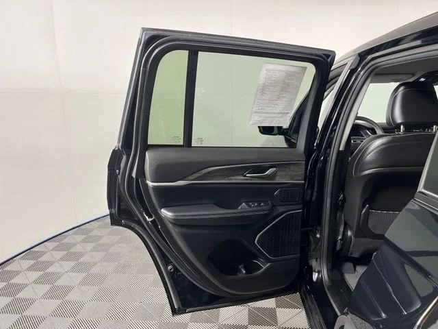 Used 2023 Black Jeep Limited image 35