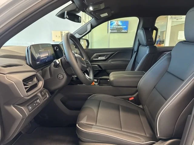 2026 Chevrolet Silverado EV LT - Photo 17