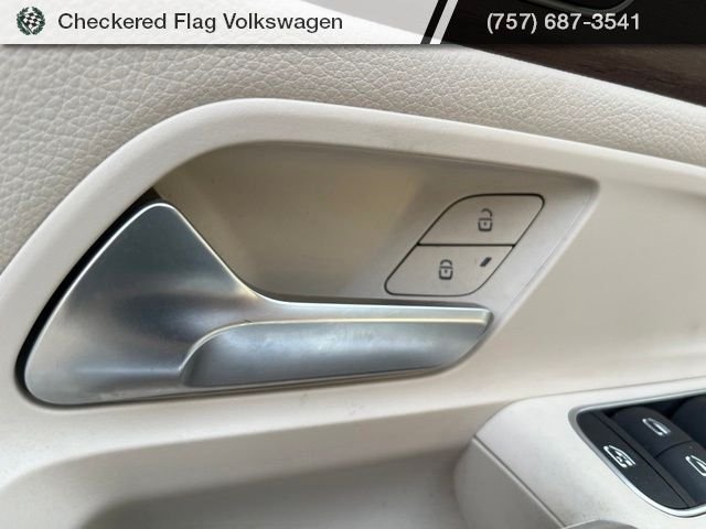 Used 2023 Polar White Mercedes-Benz GLA 250 4MATIC® image 15