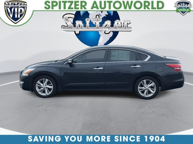 Used 2015 Black Nissan 2.5 SL image 6