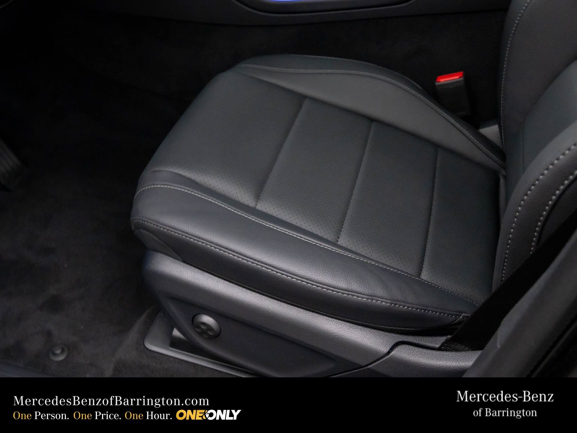 New 2026 Obsidian Black Metallic Mercedes-Benz GLE 350 image 19