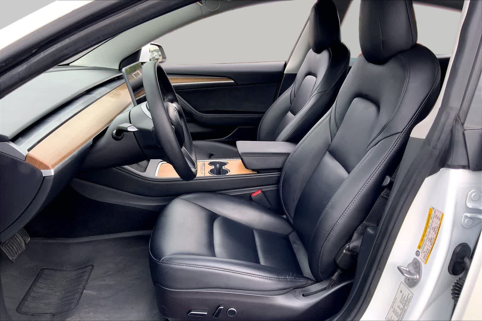 Used 2023 Pearl White Multi-Coat Tesla  image 7