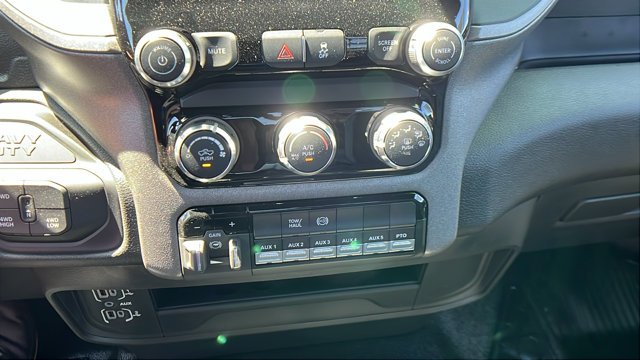 2026 RAM 3500 Chassis Tradesman - Photo 21