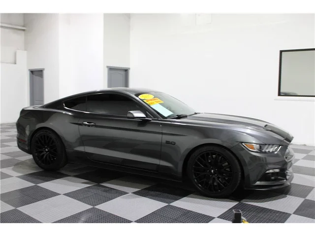2017 Ford Mustang GT Premium Coupe 2D