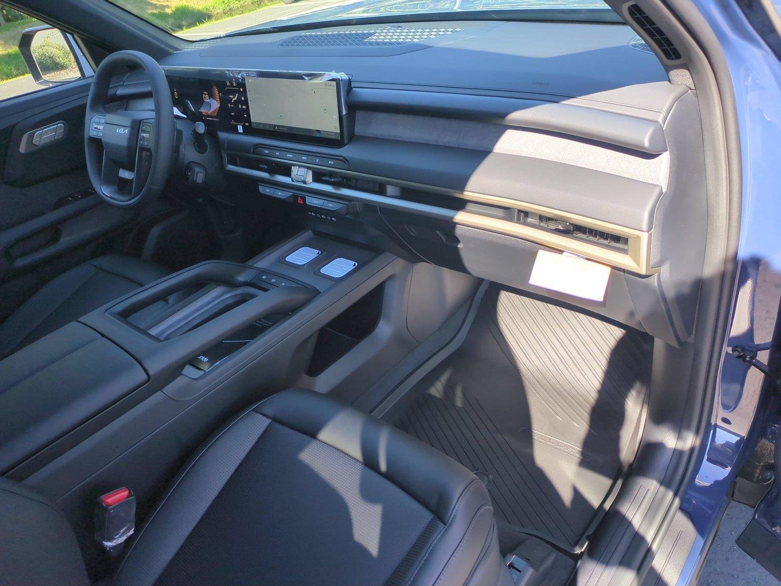 New 2027 Midnight Lake Blue Kia S image 39