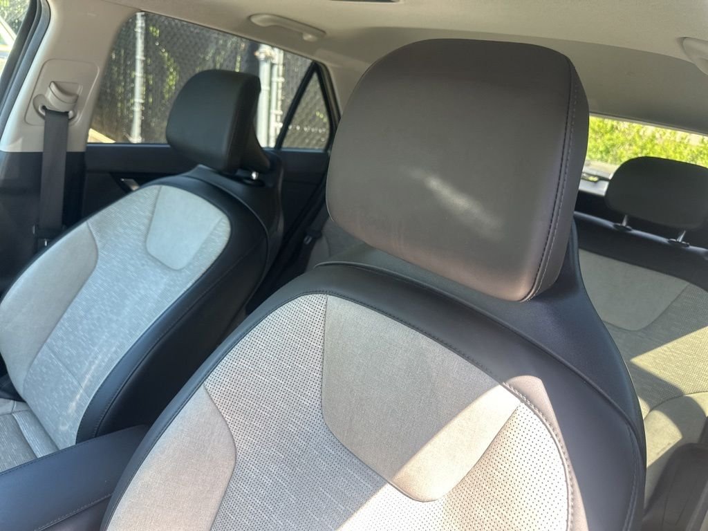 Used 2023 Green Kia SX Touring image 11