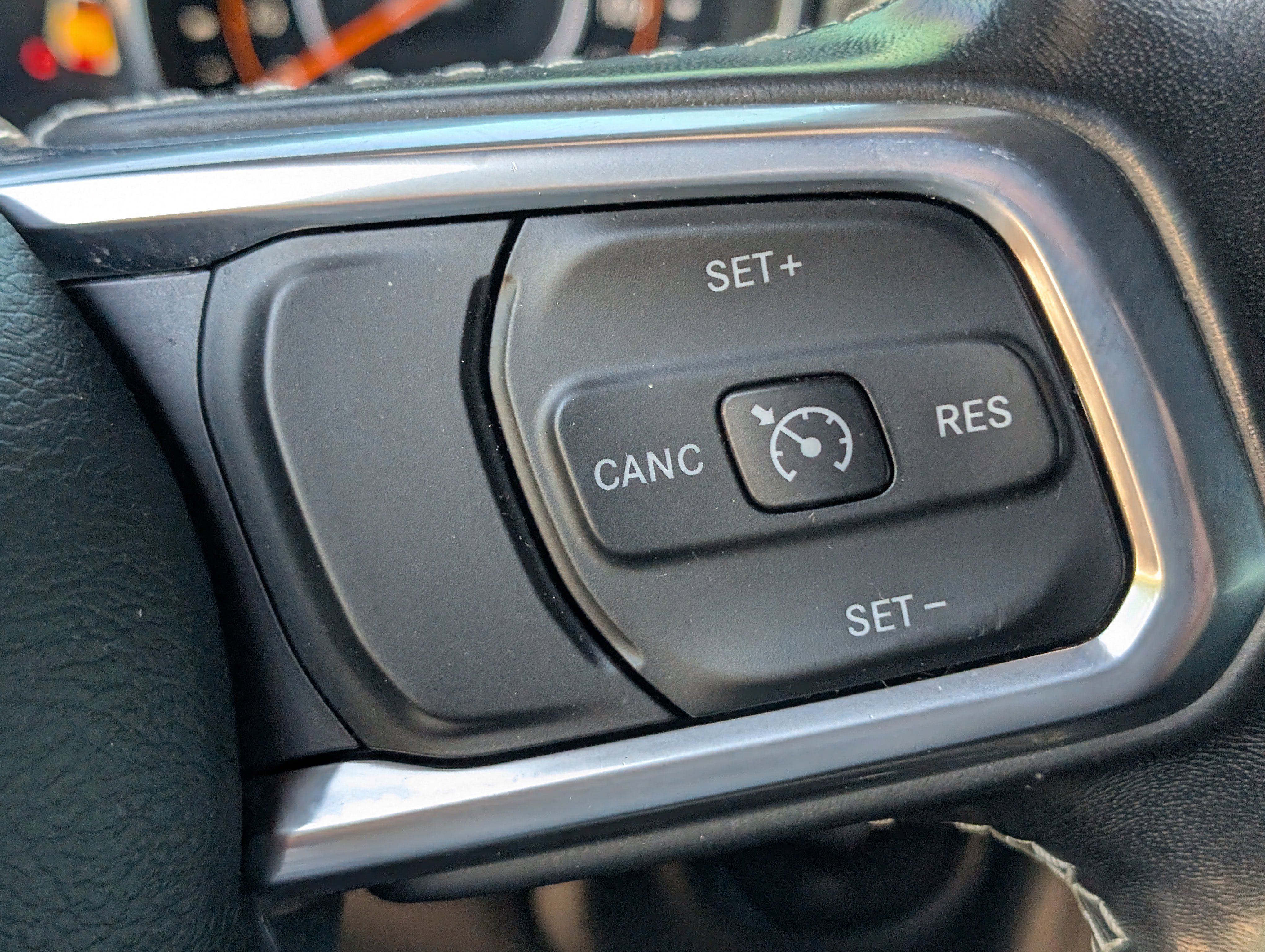 Used 2020 Sting-Gray Clearcoat Jeep Sahara image 19