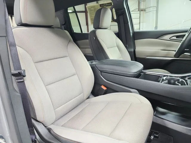 Used 2025 Gray Chevrolet LT image 43