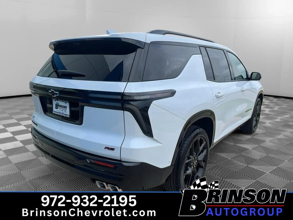 New 2026 Polar White Tricoat Chevrolet RS image 7