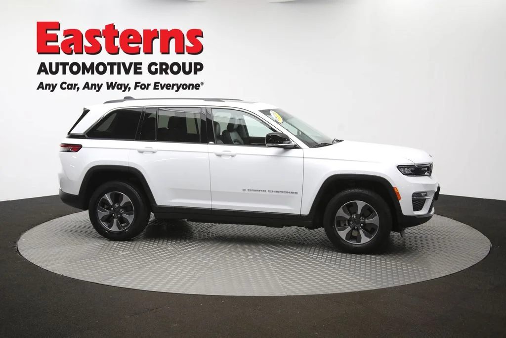 Used 2023 White Jeep 4xe image 50
