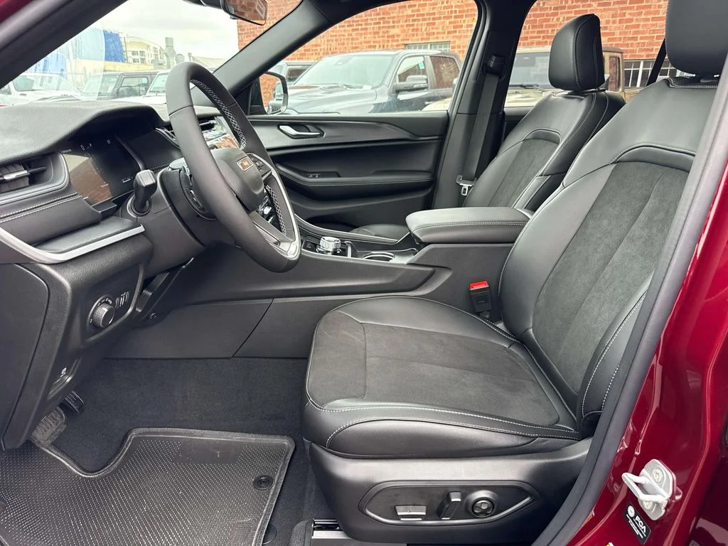 New 2025 Red Jeep Altitude X image 18