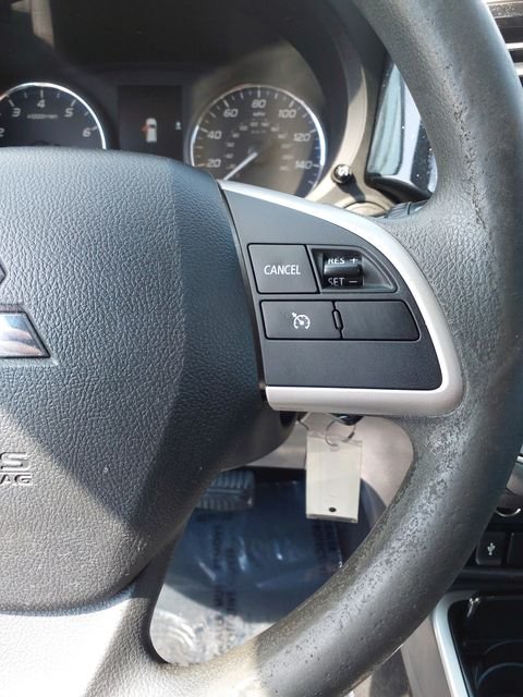 2020 Mitsubishi Outlander ES - Photo 27