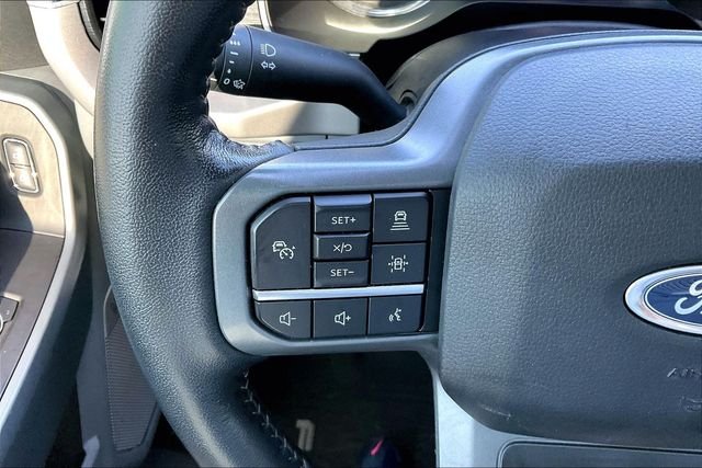 Used 2022 Red Ford XLT image 17