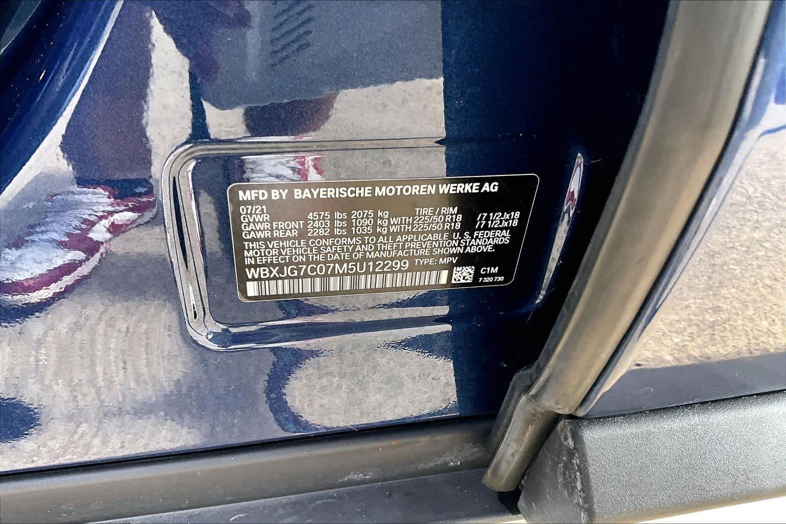 Used 2021 Phytonic Blue Metallic BMW sDrive28i image 35