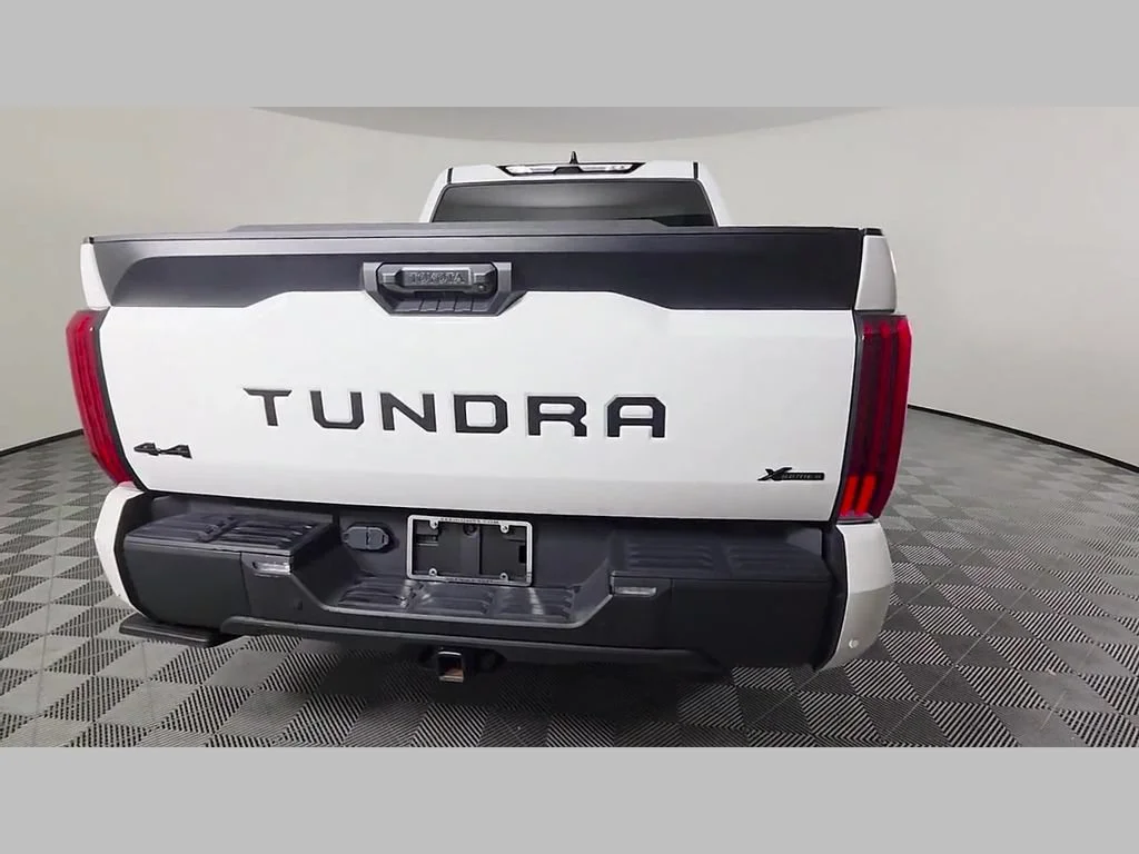 Used 2024 Ice Toyota SR5 image 43