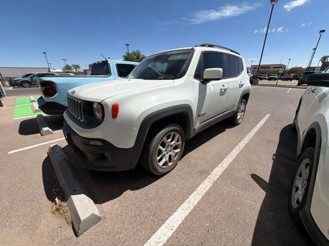 Used 2016 Alpine White Jeep Latitude image 1