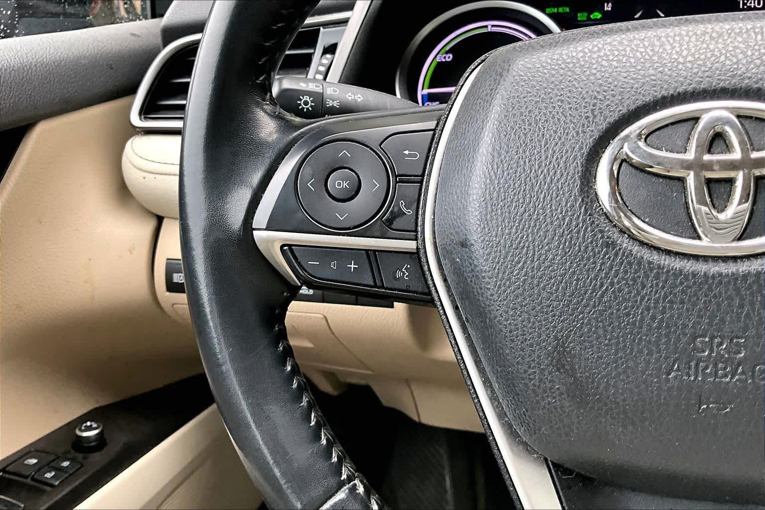Used 2022 Ruby Flare Pearl Toyota Hybrid XLE image 22