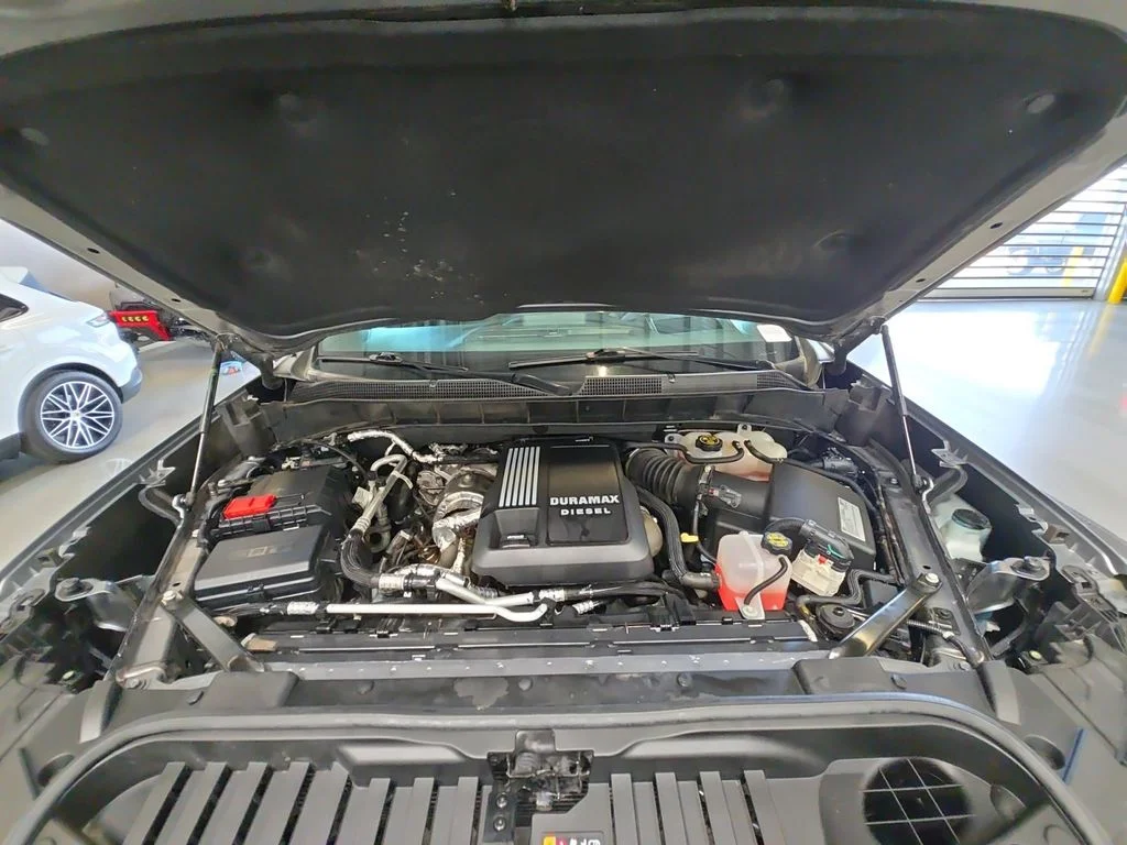 Used 2020 Gray Chevrolet High Country image 30