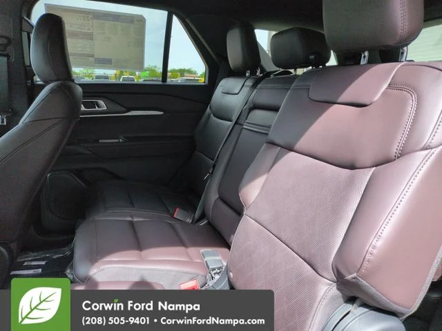 New 2026 Carbonized Gray Metallic Ford Platinum image 25