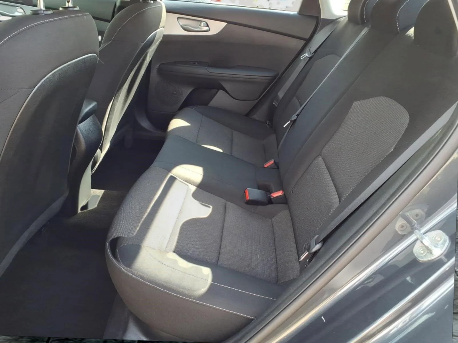 Used 2023 Gravity Gray Kdg Kia LXS image 13