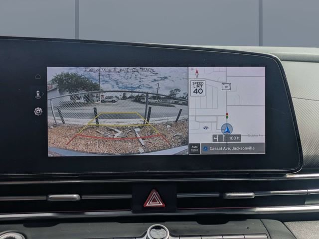 Used 2024 Gray Hyundai SEL image 21