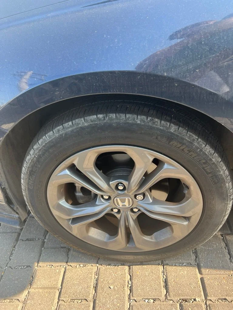 Used 2023 Meteorite Gray Metallic Honda EX image 17