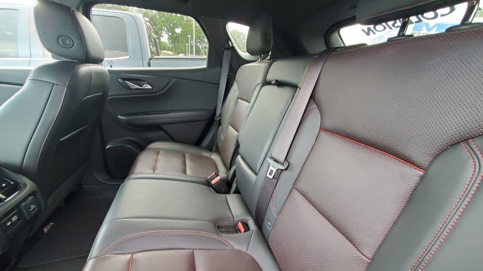 Used 2020 NIGHTFALL GRAY METALLIC Chevrolet RS image 5
