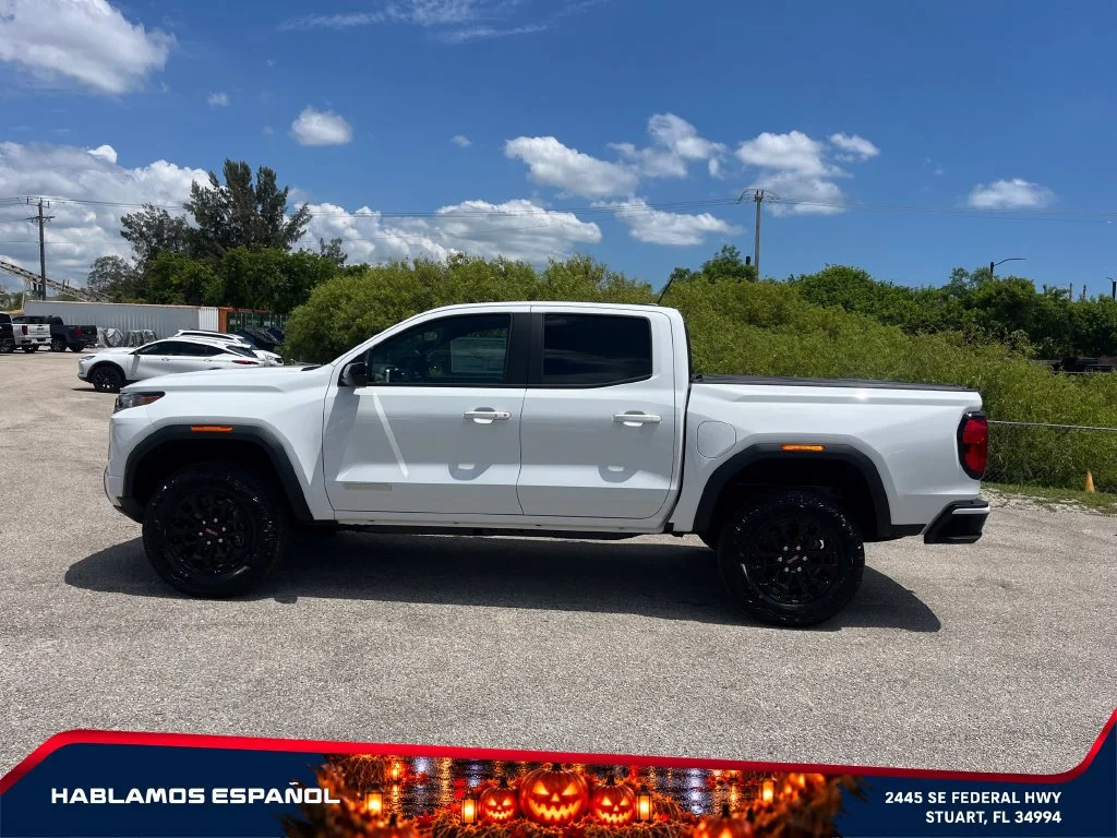 New 2026 Summit White GMC Elevation image 8