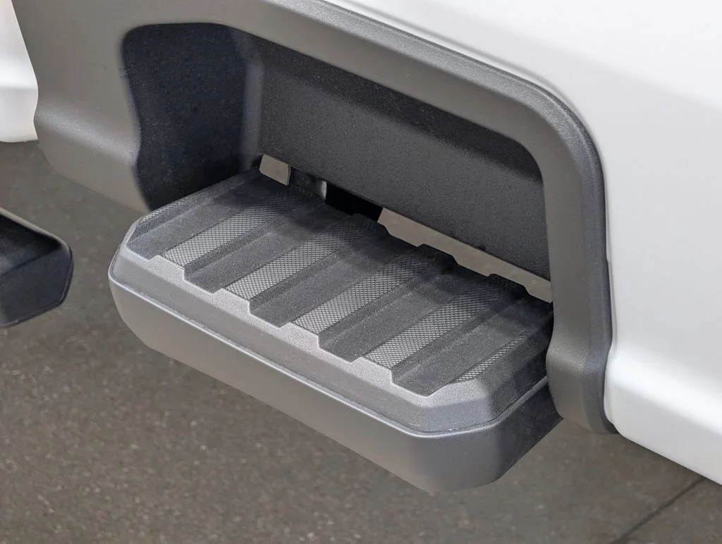 New 2026 Oxford White Ford F-250® XL image 30
