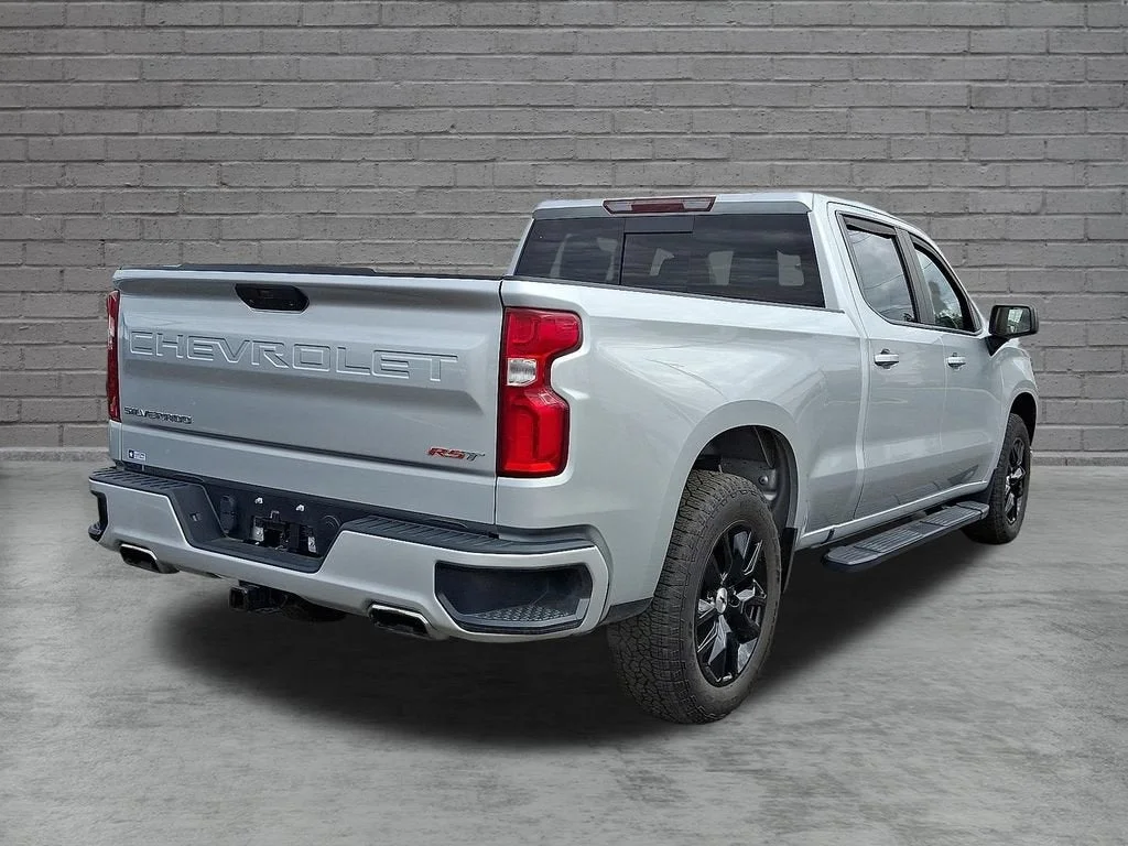 Used 2020 Silver Ice Metallic Chevrolet RST image 40