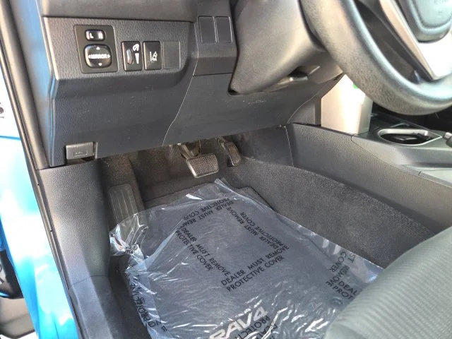 Used 2017 Blue Toyota LE image 32